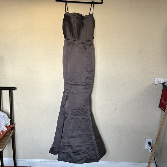 House of CB 'Violette' Shadow‎ Grey Satin Fishtail Maxi Gown NWOT size XS - Picture 5 of 10